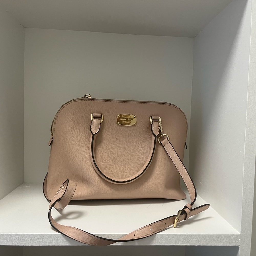 Michael kors purse